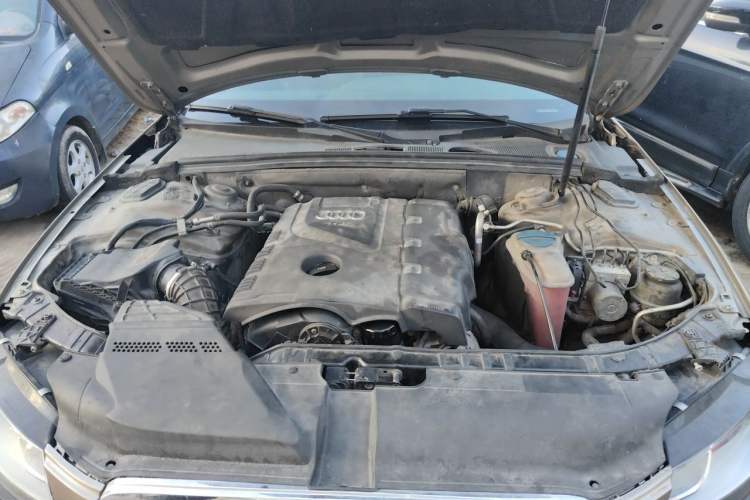 Used Audi A4L 2012 1.8 TFSI Automatic Comfort Model Engine Bay
