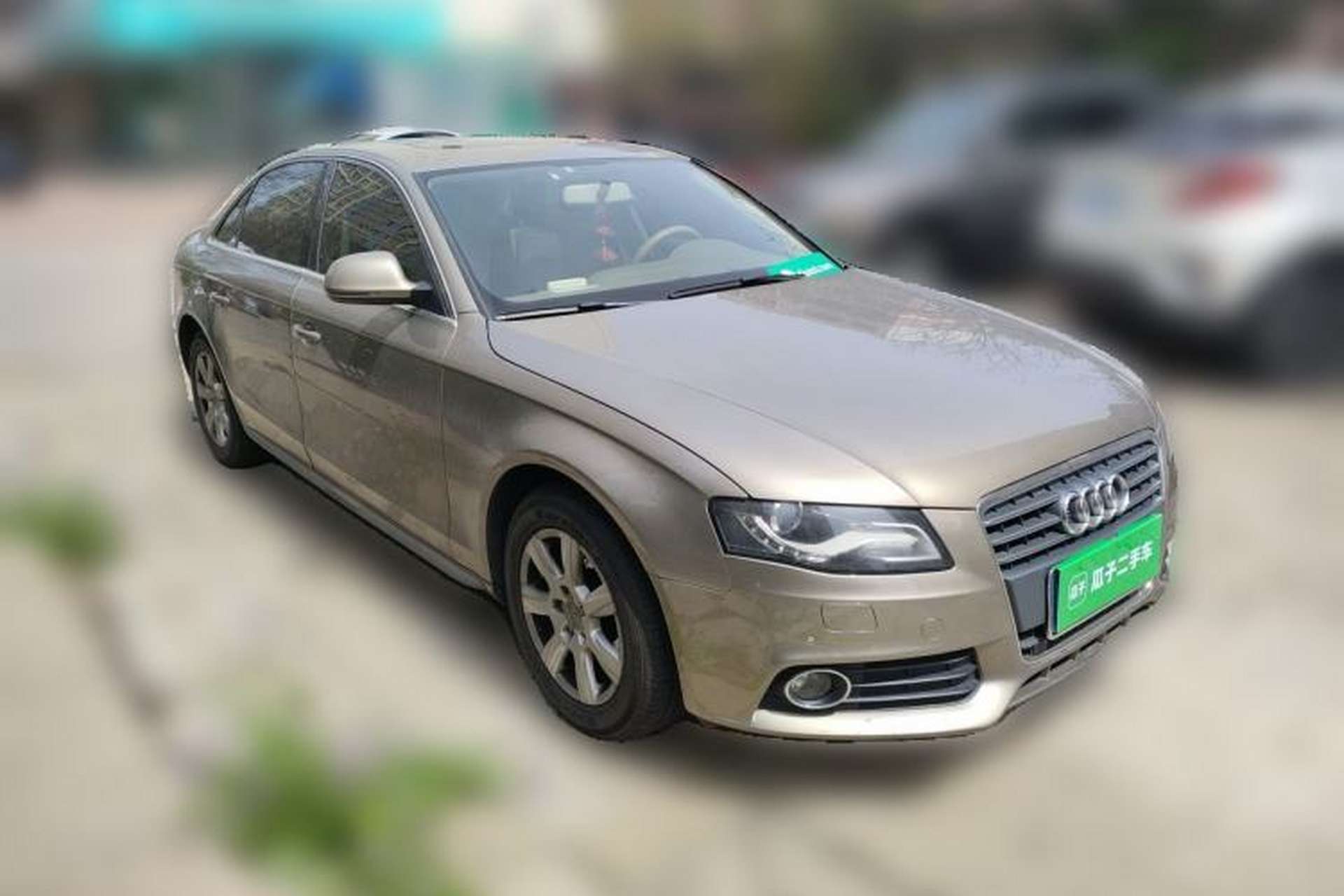 Used Audi A4L 2012 2.0 TFSI automatic standard version Front Right 45 Deg