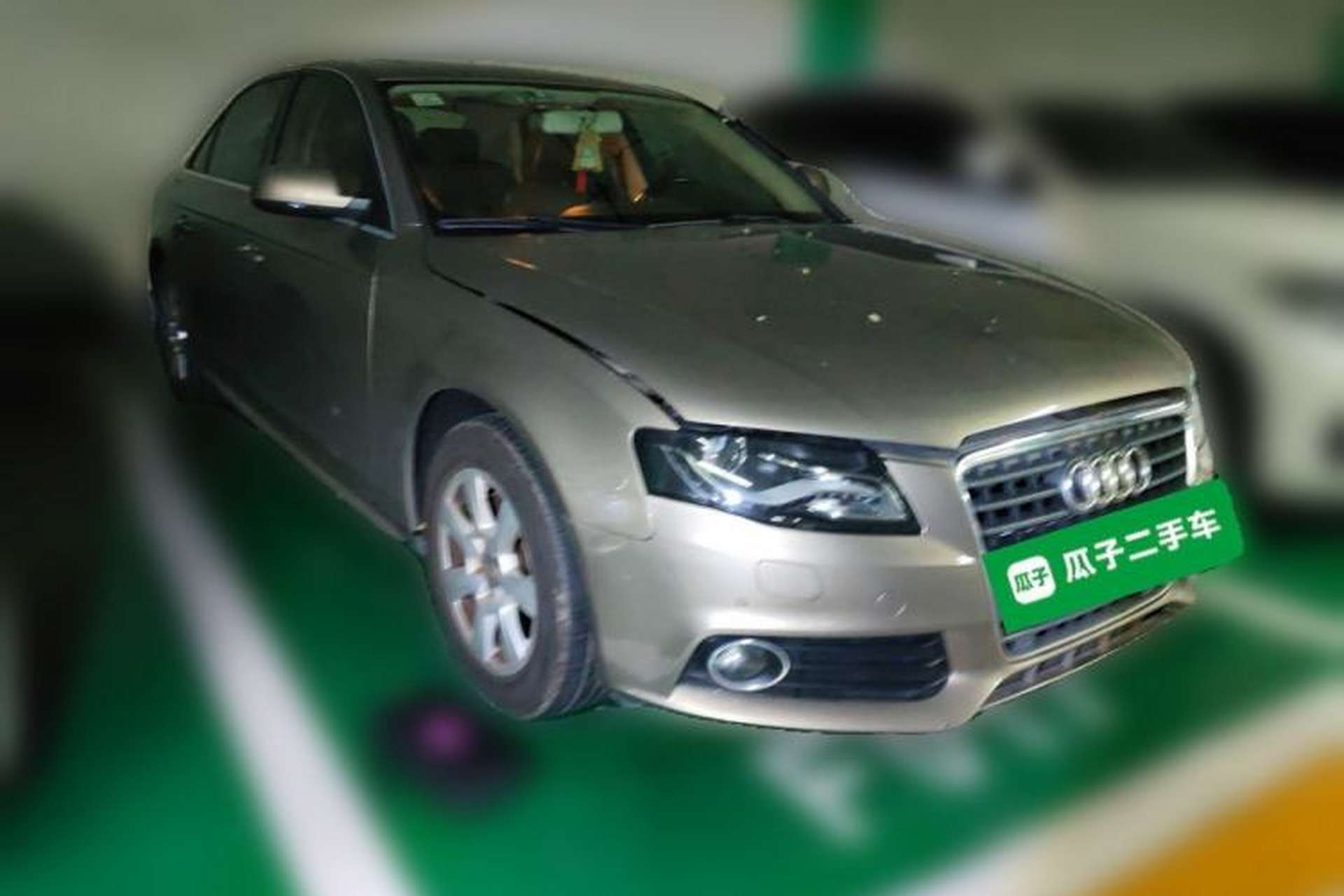 Used Audi A4L 2012 2.0 TFSI automatic Comfort trim level Front Right 45 Deg