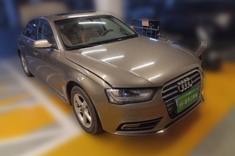 Used Audi A4L 2012 2.0 TFSI automatic Comfort trim level Front Right 45 Deg