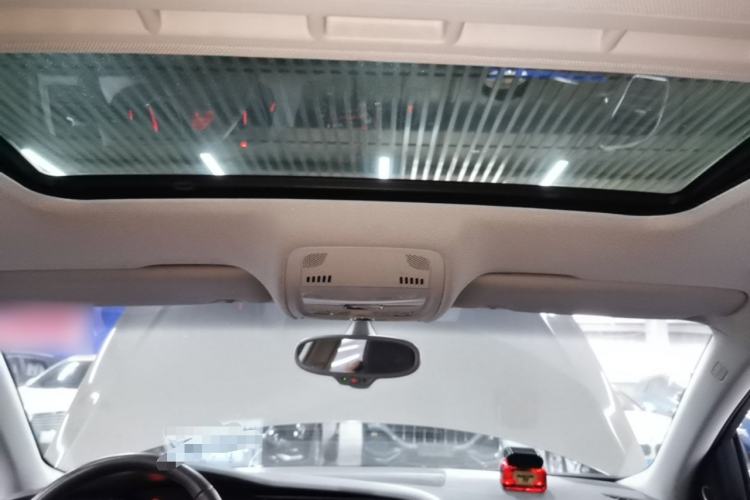 Used Audi A4L 2012 2.0 TFSI automatic Comfort trim level Headliner