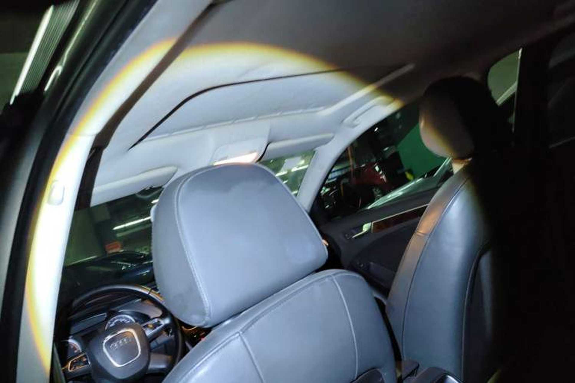 Used Audi A4L 2012 2.0 TFSI automatic Comfort trim level Headliner
