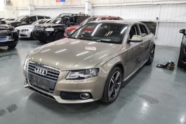 Used Audi A4L 2012 2.0 TFSI automatic Comfort trim level