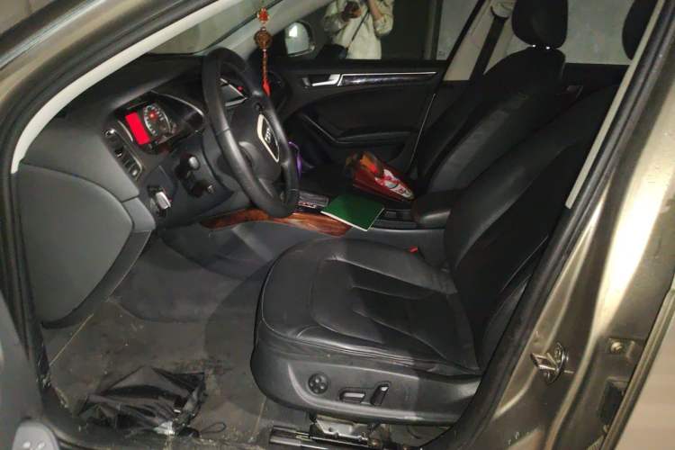 Used Audi A4L 2012 2.0 TFSI automatic Comfort trim level Left Front Seat