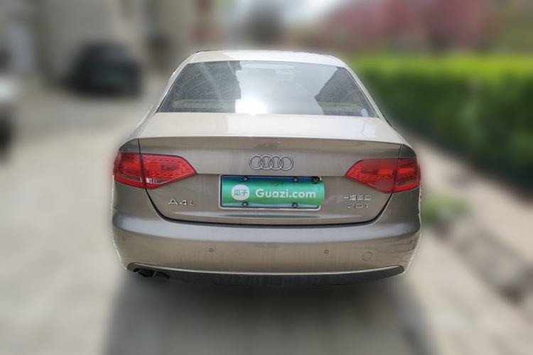 Used Audi A4L 2012 2.0 TFSI automatic standard version Rear