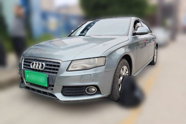 Used Audi A4L 2012 2.0 TFSI automatic Comfort trim level