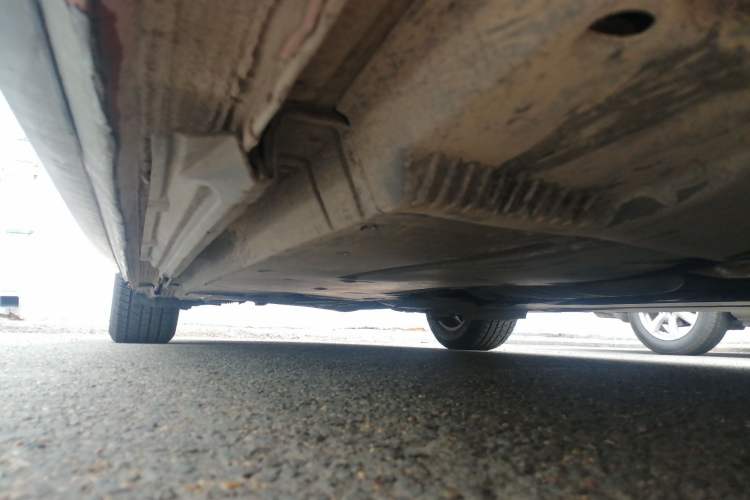 Used Audi A4L 2012 2.0 TFSI automatic Comfort trim level Chassis Front Right