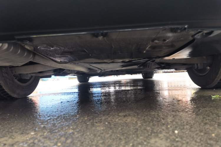 Used Audi A4L 2012 2.0 TFSI automatic standard version Chassis Rear