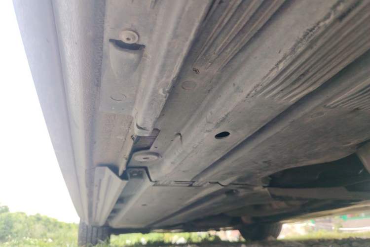 Used Audi A4L 2012 2.0 TFSI automatic Comfort trim level Chassis Rear Left
