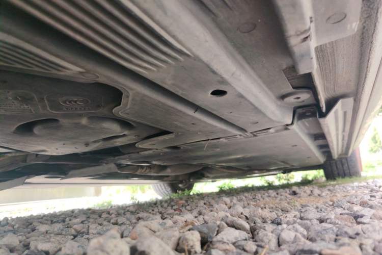 Used Audi A4L 2012 2.0 TFSI automatic Comfort trim level Chassis Rear Right