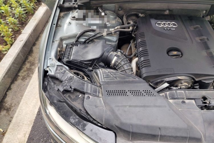 Used Audi A4L 2012 2.0 TFSI Automatic Technology Model Engine Bay Right