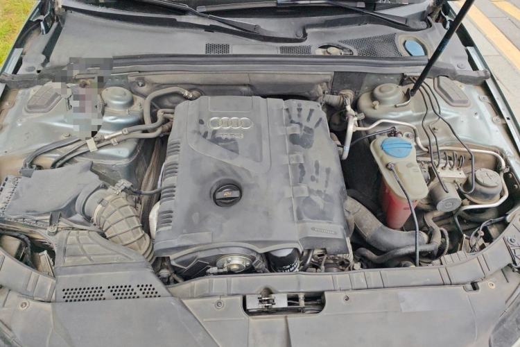 Used Audi A4L 2012 2.0 TFSI Automatic Technology Model Engine Bay