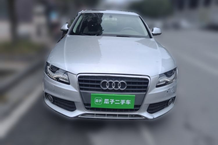 Used Audi A4L 2012 2.0 TFSI automatic luxury version Front