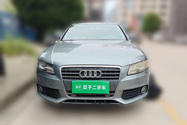 Used Audi A4L 2012 2.0 TFSI automatic Comfort trim level Front