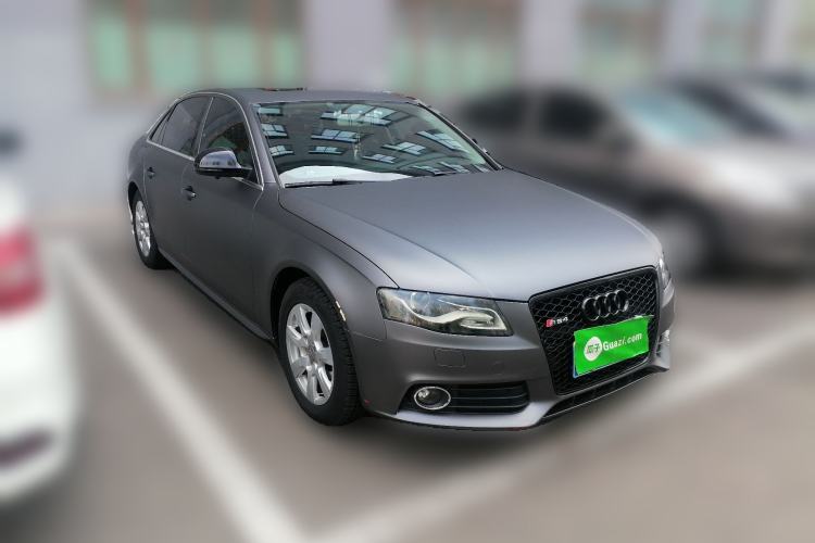 Used Audi A4L 2012 2.0 TFSI automatic Comfort trim level Front Right 45 Deg