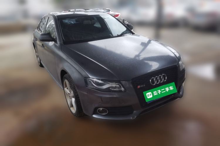Used Audi A4L 2012 2.0 TFSI automatic Comfort trim level Front Right 45 Deg