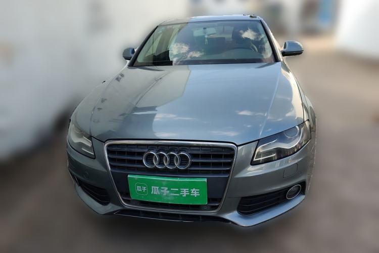Used Audi A4L 2012 2.0 TFSI automatic Comfort trim level Front