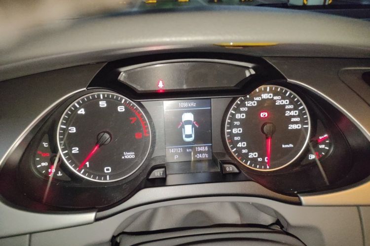 Used Audi A4L 2012 2.0 TFSI Automatic Technology Model Instrument Cluster