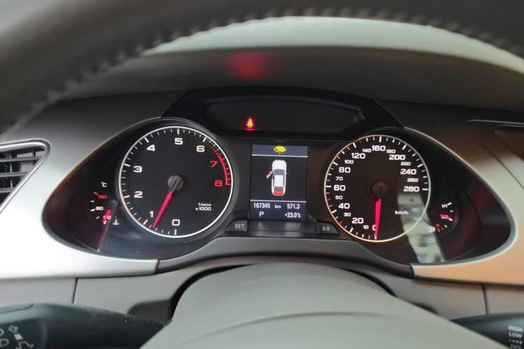 Used Audi A4L 2012 2.0 TFSI Automatic Technology Model Instrument Cluster