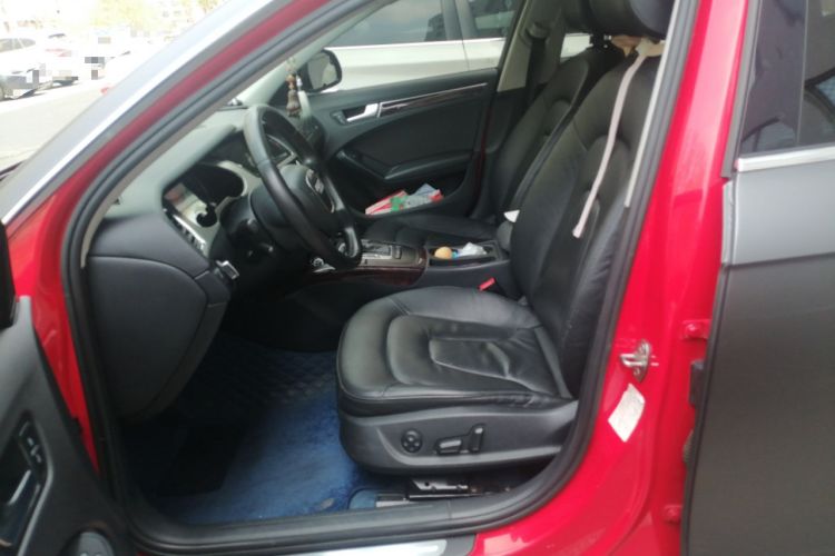 Used Audi A4L 2012 2.0 TFSI automatic Comfort trim level Left Front Seat