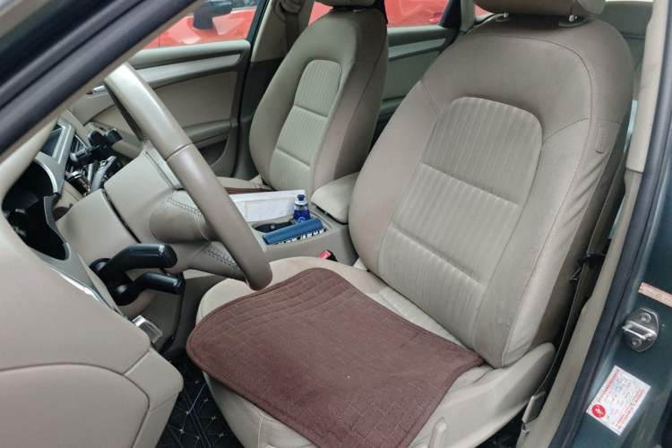Used Audi A4L 2012 2.0 TFSI automatic standard version Left Front Seat