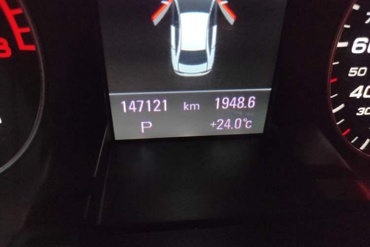 Used Audi A4L 2012 2.0 TFSI Automatic Technology Model Odometer Close Up