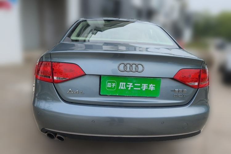 Used Audi A4L 2012 2.0 TFSI automatic standard version Rear