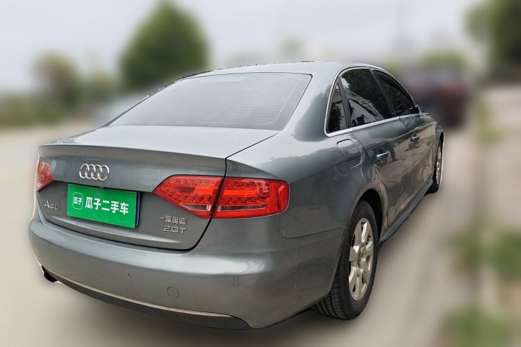 Used Audi A4L 2012 2.0 TFSI automatic Comfort trim level Rear Right 45 Deg