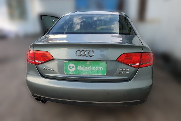 Used Audi A4L 2012 2.0 TFSI automatic Comfort trim level Rear