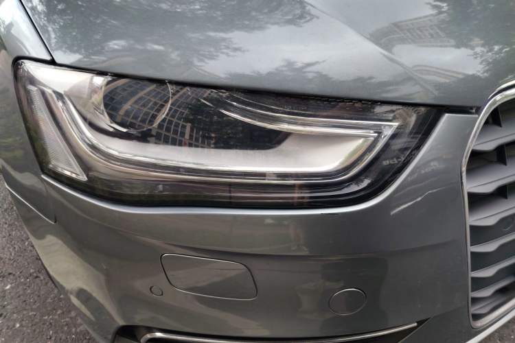 Used Audi A4L 2012 2.0 TFSI Automatic Technology Model Right Front Headlight