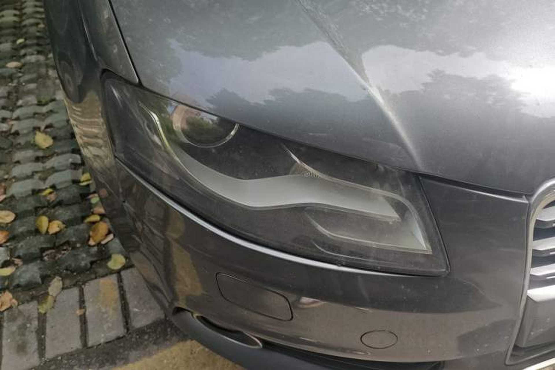 Used Audi A4L 2012 2.0 TFSI automatic standard version Right Front Headlight