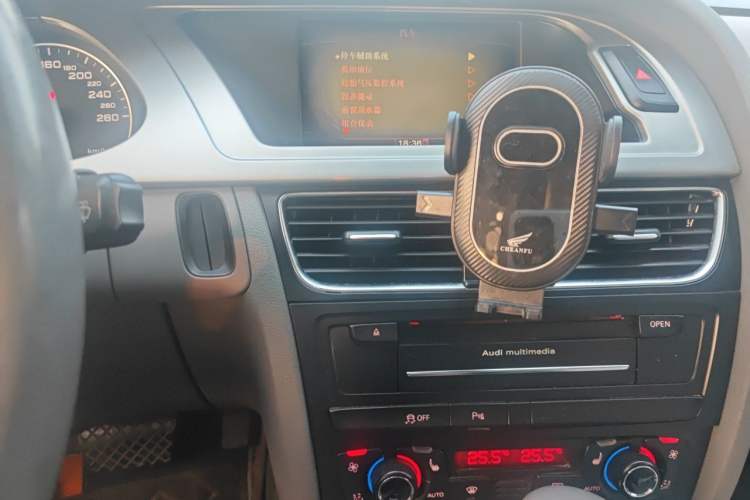 Used Audi A4L 2012 2.0 TFSI Automatic Technology Model Audio And AC Panel
