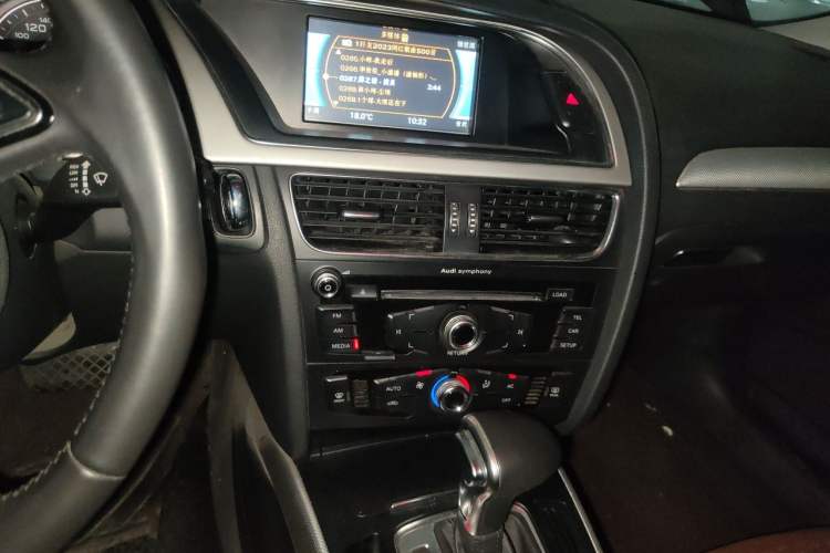 Used Audi A4L 2012 2.0 TFSI Automatic Technology Model Audio And AC Panel