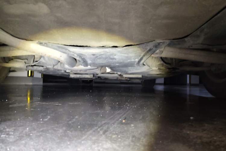 Used Audi A4L 2012 2.0 TFSI automatic Comfort trim level Chassis Rear