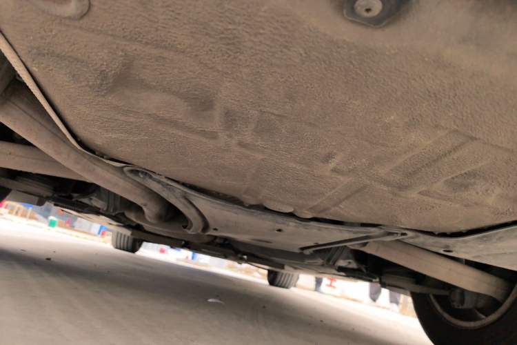 Used Audi A4L 2012 2.0 TFSI automatic Comfort trim level Chassis Rear