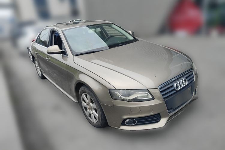 Used Audi A4L 2012 2.0 TFSI automatic standard version Front Right 45 Deg