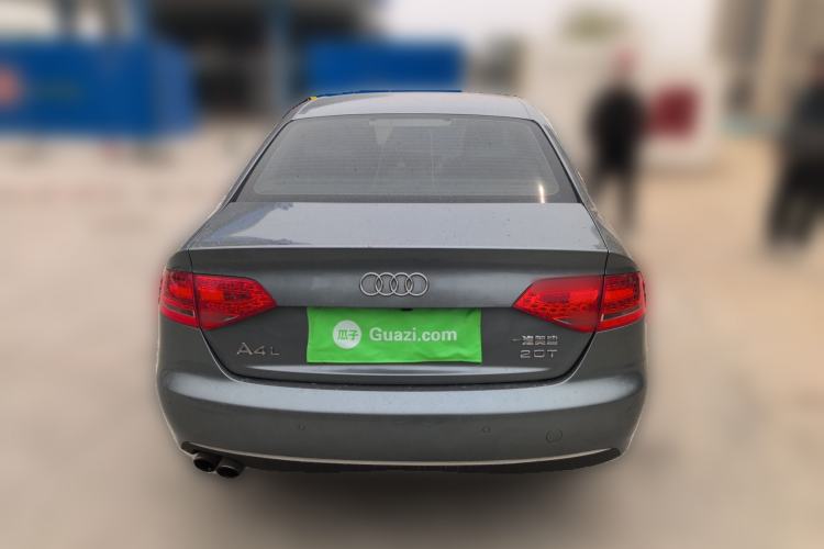 Used Audi A4L 2012 2.0 TFSI automatic Comfort trim level Rear