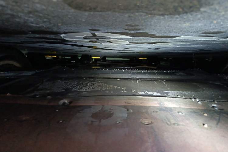Used Audi A4L 2012 2.0 TFSI automatic sporty version Chassis Front