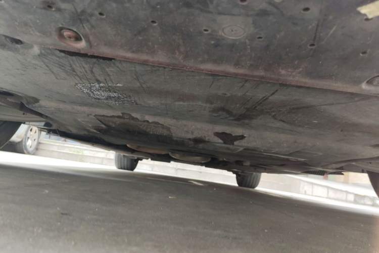 Used Audi A4L 2012 2.0 TFSI automatic Comfort trim level Chassis Front