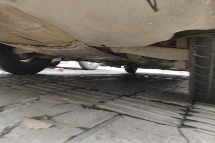 Used Audi A4L 2012 2.0 TFSI automatic standard version Chassis Rear Right