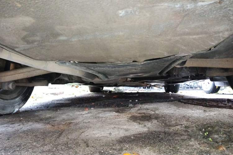 Used Audi A4L 2012 2.0 TFSI automatic Comfort trim level Chassis Rear