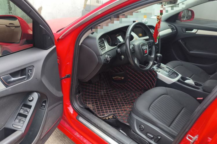 Used Audi A4L 2012 2.0 TFSI automatic standard version Driver Seat