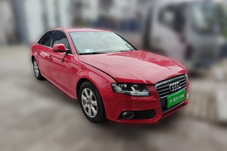 Used Audi A4L 2012 2.0 TFSI automatic standard version Front Right 45 Deg