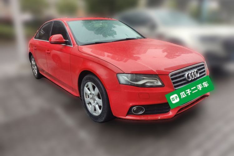 Used Audi A4L 2012 2.0 TFSI automatic standard version Front Right 45 Deg
