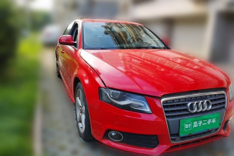 Used Audi A4L 2012 2.0 TFSI automatic sporty version Front Right 45 Deg