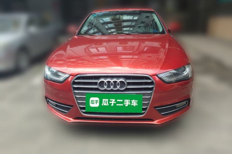 Used Audi A4L 2012 2.0 TFSI automatic Comfort trim level Front