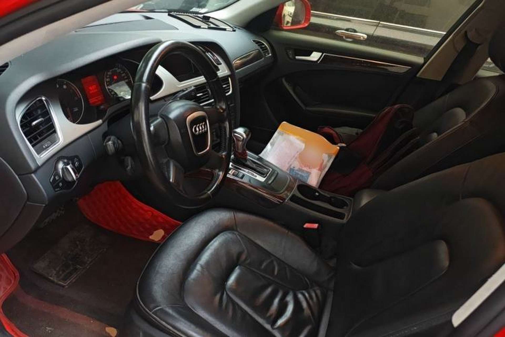 Used Audi A4L 2012 2.0 TFSI automatic Comfort trim level Left Front Seat