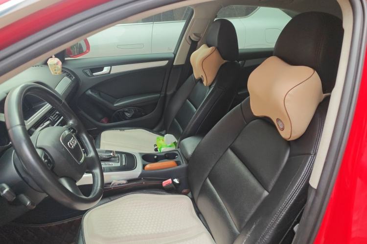 Used Audi A4L 2012 2.0 TFSI automatic standard version Left Front Seat