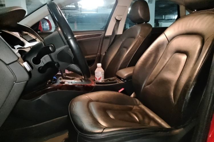 Used Audi A4L 2012 2.0 TFSI automatic Comfort trim level Left Front Seat