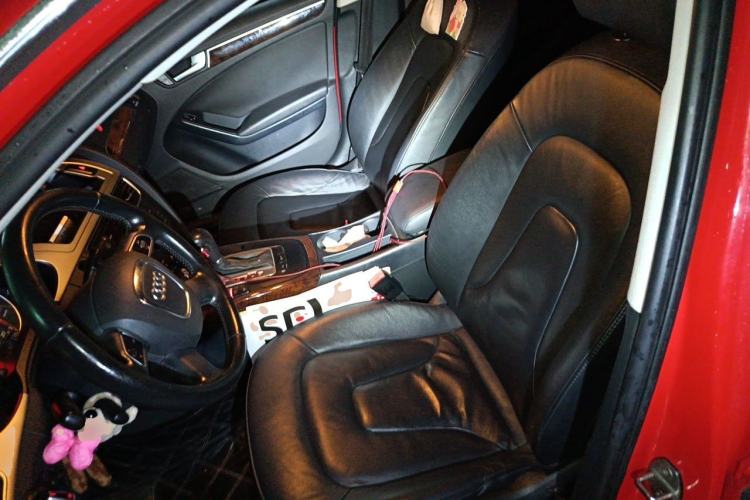 Used Audi A4L 2012 2.0 TFSI automatic sporty version Left Front Seat